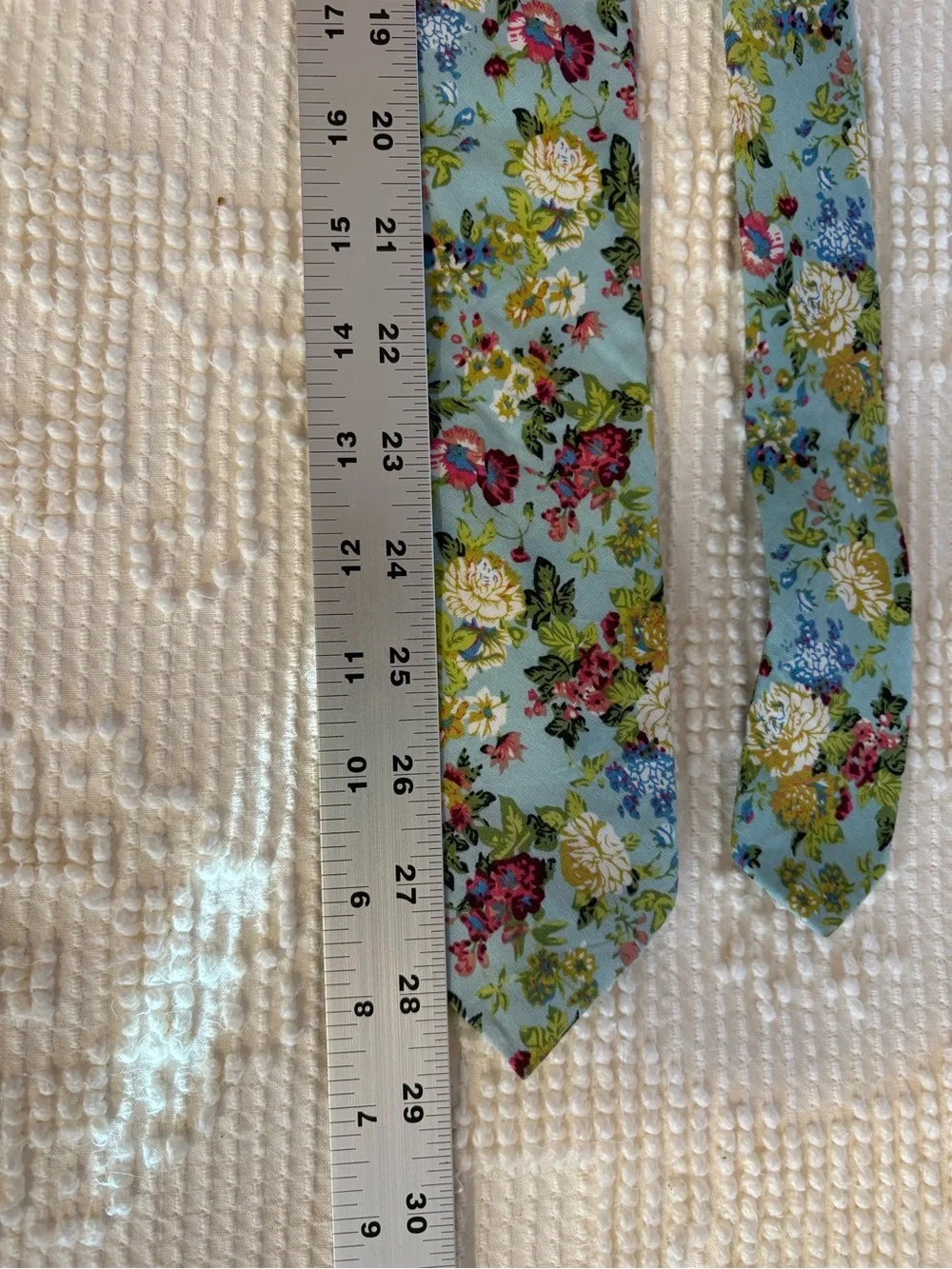 Perry Ellis Portfolio Light Blue Floral Mens Tie with Yellow & Pink Accents